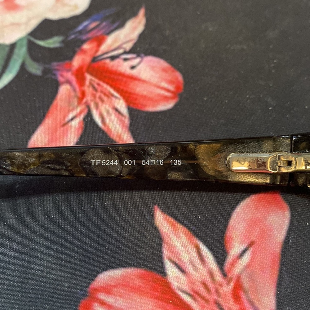 Tom Ford Eyeglasses - Picture 5 of 7